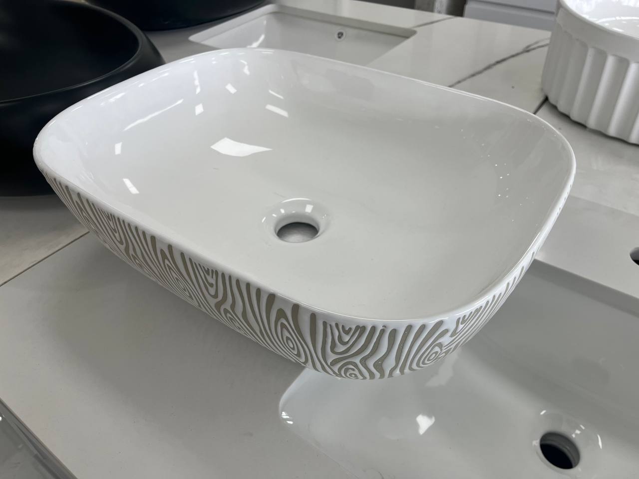 DVS02 Ceramic Vessel Sink Glossy White Inside (Final Sale)