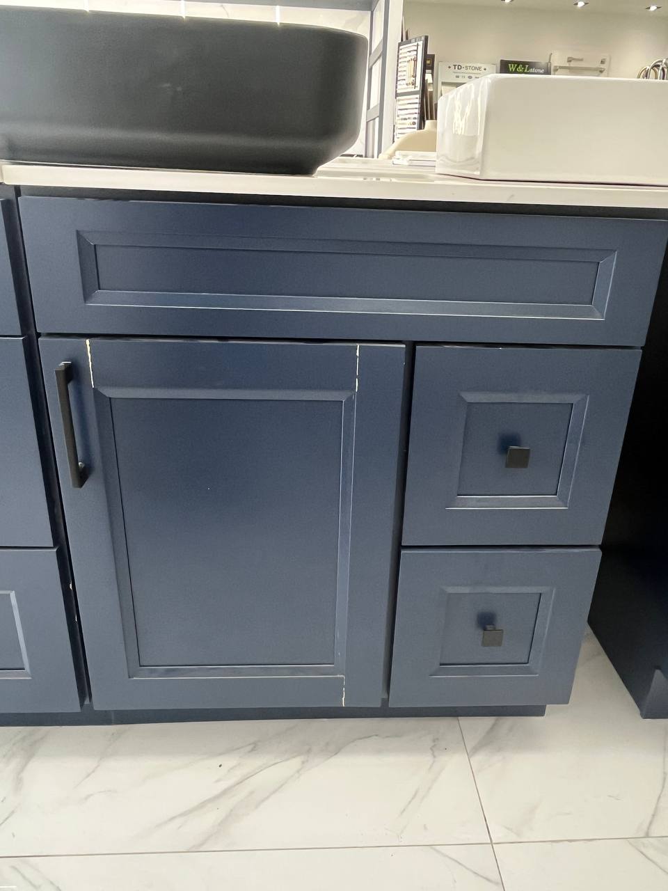 DV06 Vanity Solid Wood Navy Blue 30" (Final Sale)