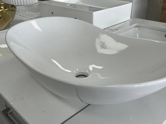 DVS05 Ceramic Vessel Sink Glossy White (Final Sale)